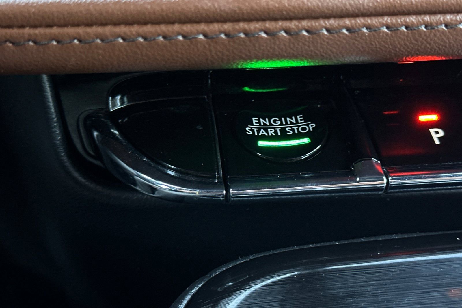 Used 2023 Lincoln Nautilus Reserve w/ Luxury Package image 22