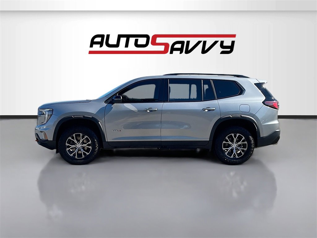 Used 2024 GMC Acadia AT4 w/ Luxury Package image 4