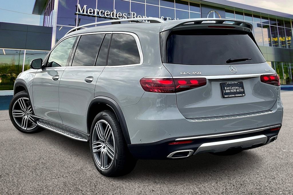 New 2026 Mercedes-Benz GLS 450 4MATIC image 3