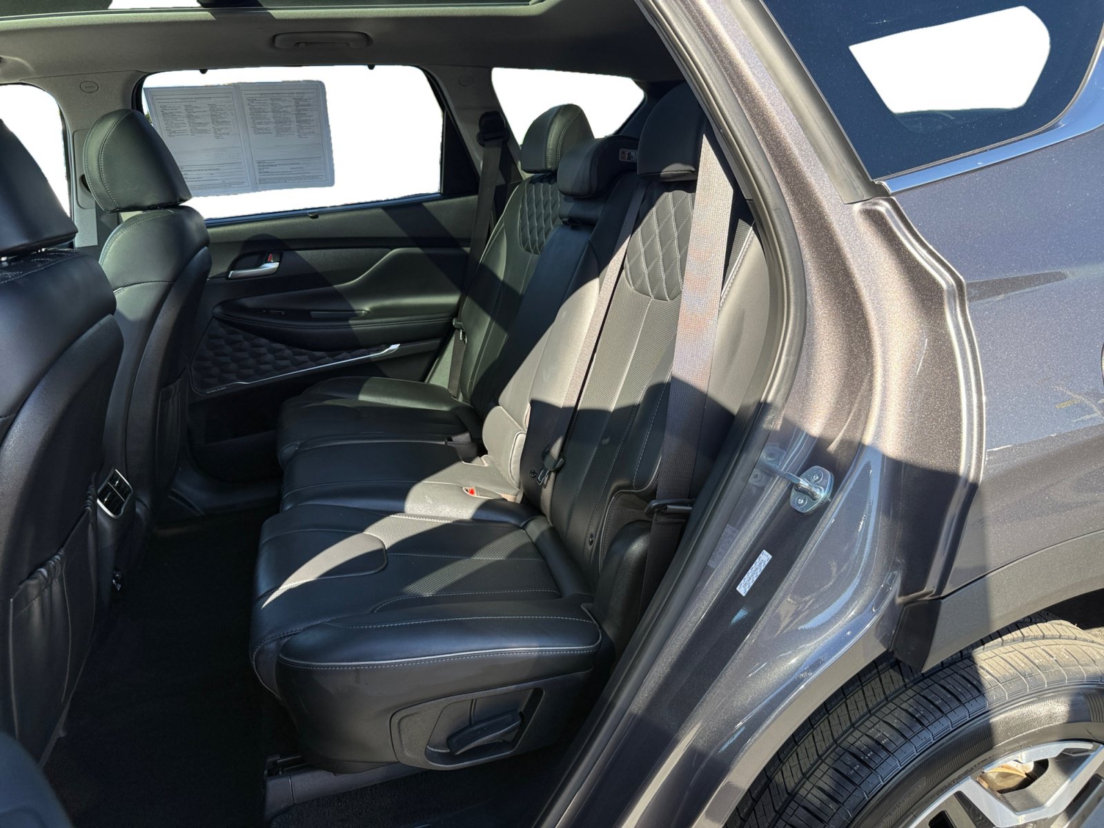 Used 2023 Hyundai Santa Fe Limited AWD/4WD image 16