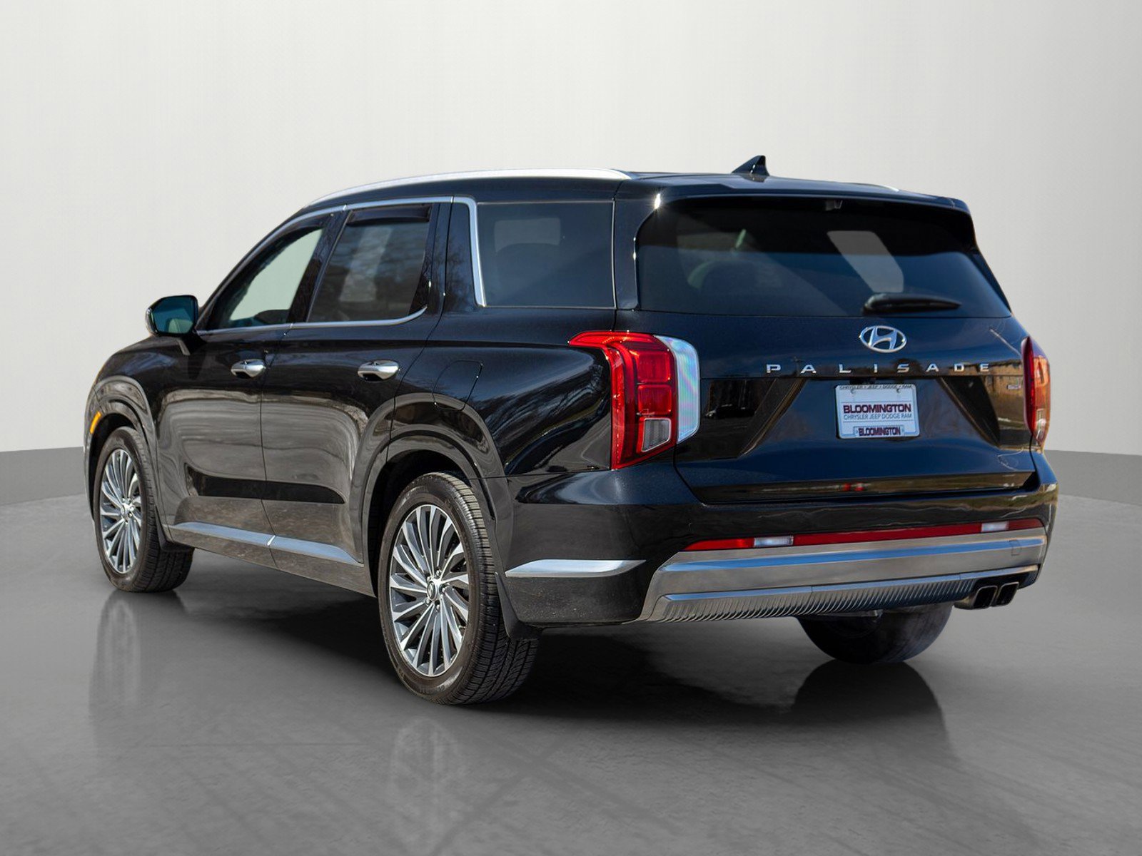 Used 2023 Hyundai Palisade Calligraphy AWD/4WD image 5