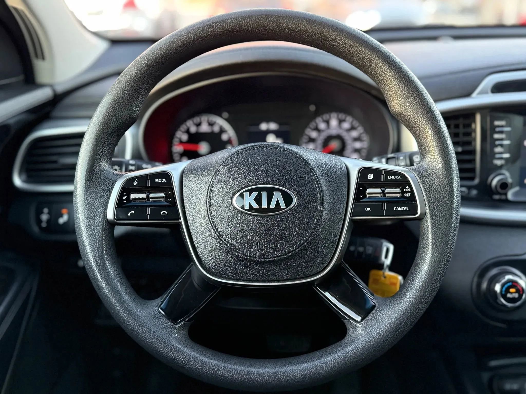 Used 2019 Kia Sorento LX image 24