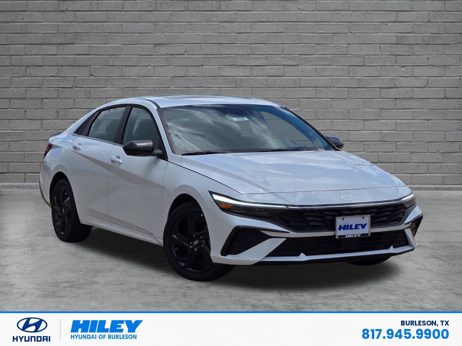 New 2026 Hyundai Elantra SEL Sport Premium FWD image 2
