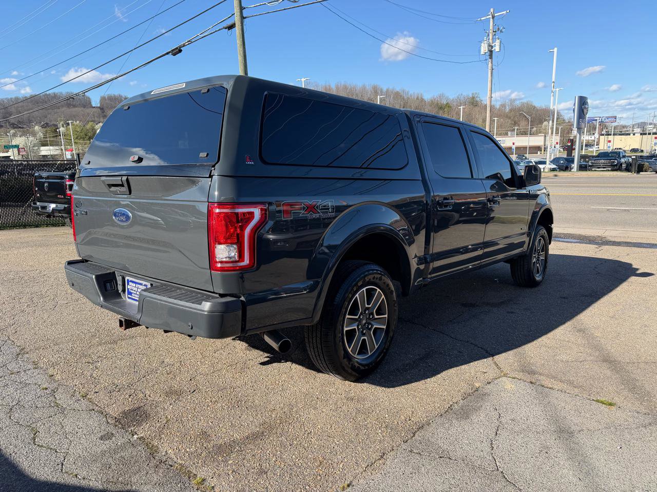 Used 2016 Ford F150 XLT w/ Equipment Group 302A Luxury image 4