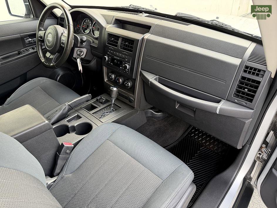 Used 2012 Jeep Liberty Sport w/ Popular Equipment Group image 12