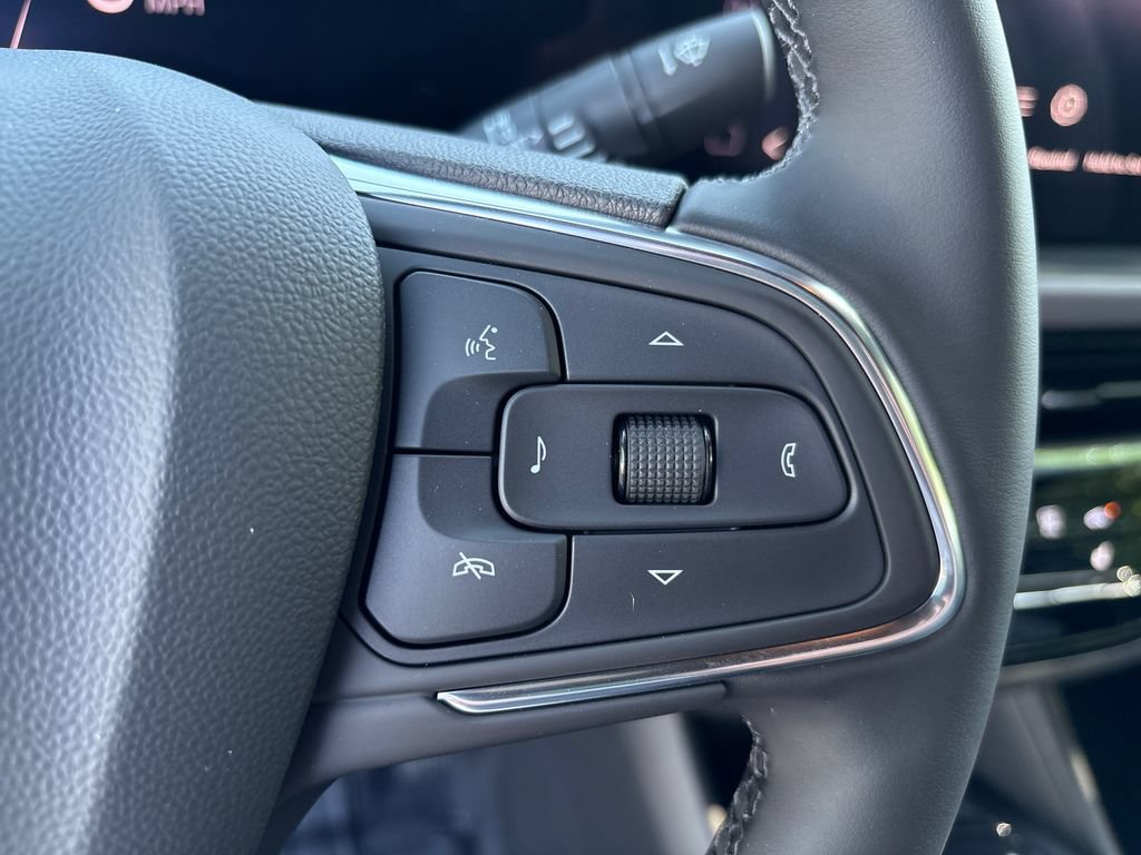 New 2026 Buick Envista Avenir FWD image 18