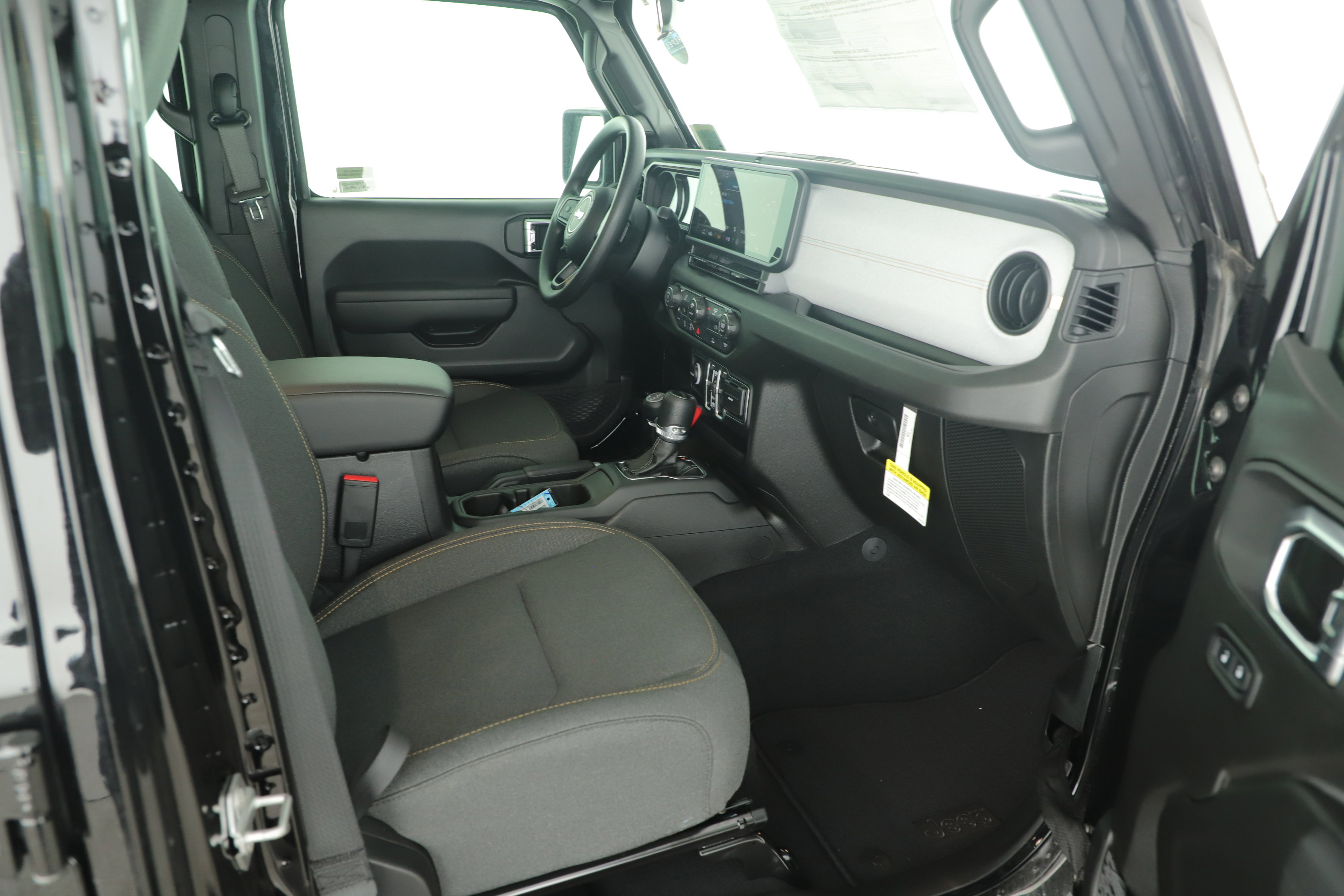 New 2025 Jeep Gladiator Sport image 7