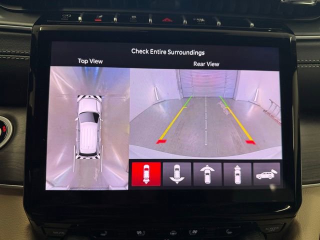 New 2025 Jeep Grand Cherokee Limited w/ Luxury Tech Group II image 22