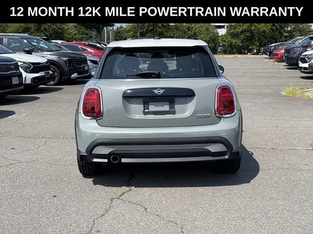 Used 2022 MINI Cooper 4-Door Hardtop FWD image 3