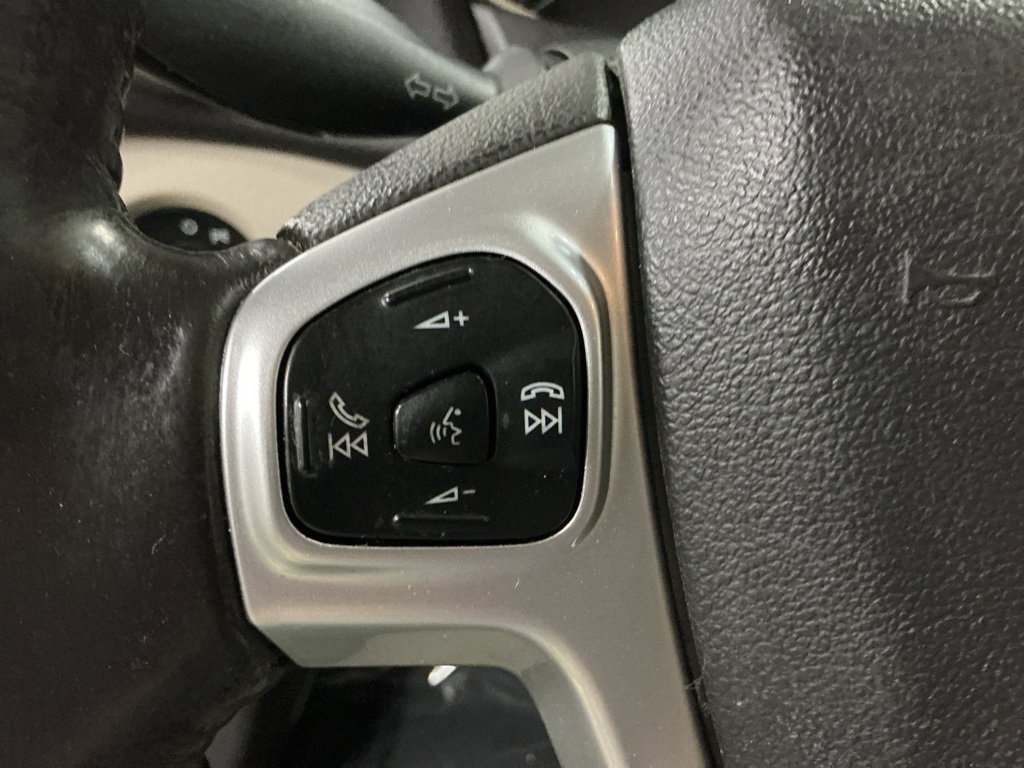 Used 2016 Ford Fiesta SE image 12