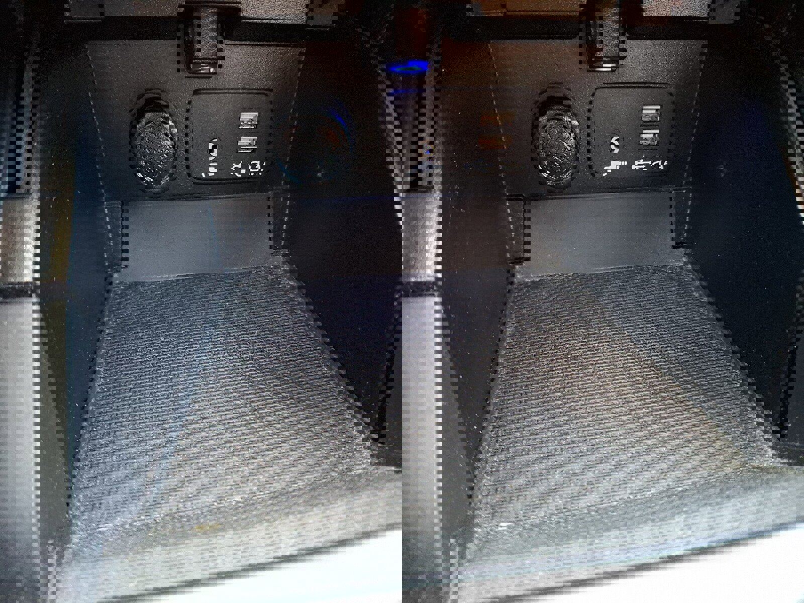 Used 2019 Subaru Outback 2.5i Premium image 23