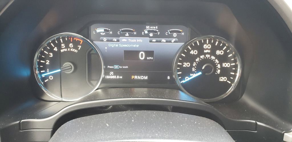 Used 2019 Ford F150 Lariat w/ Equipment Group 502A Luxury AWD/4WD image 21