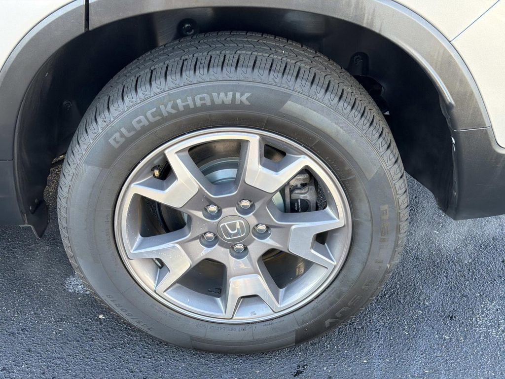 Used 2023 Honda Passport TrailSport image 11