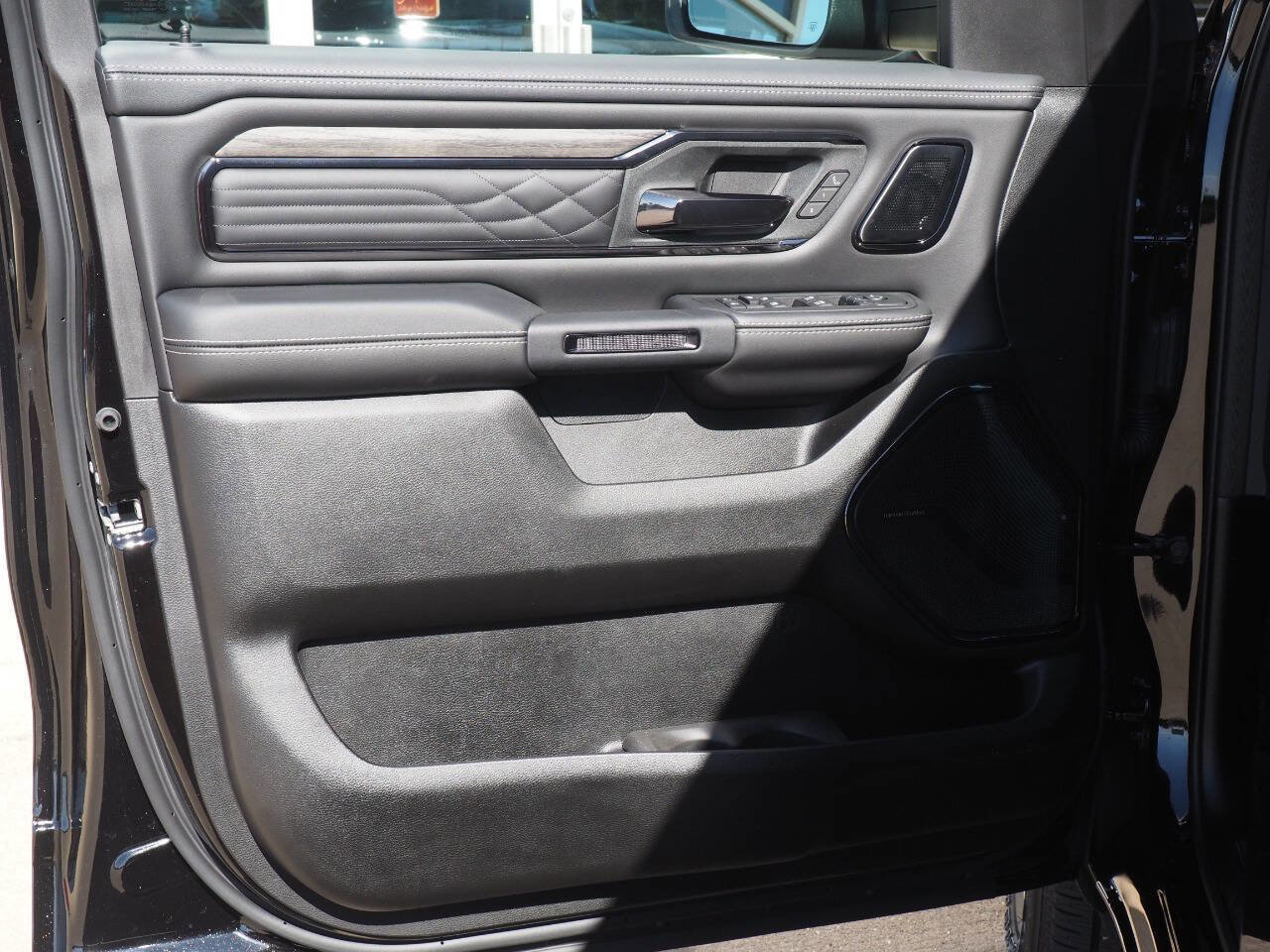 New 2026 RAM 1500 Limited image 10
