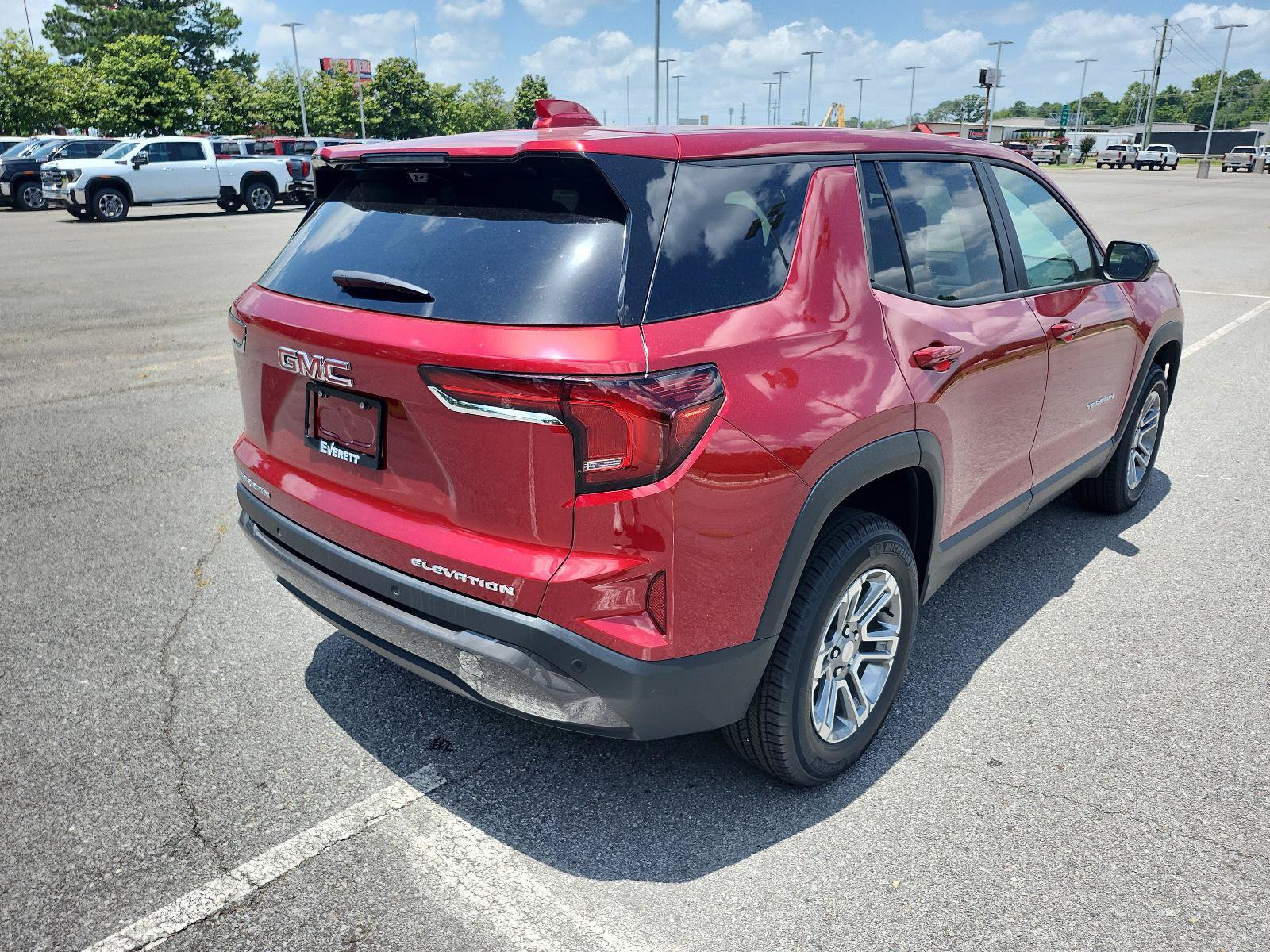 New 2026 GMC Terrain Elevation w/ Technology Package II FWD image 3