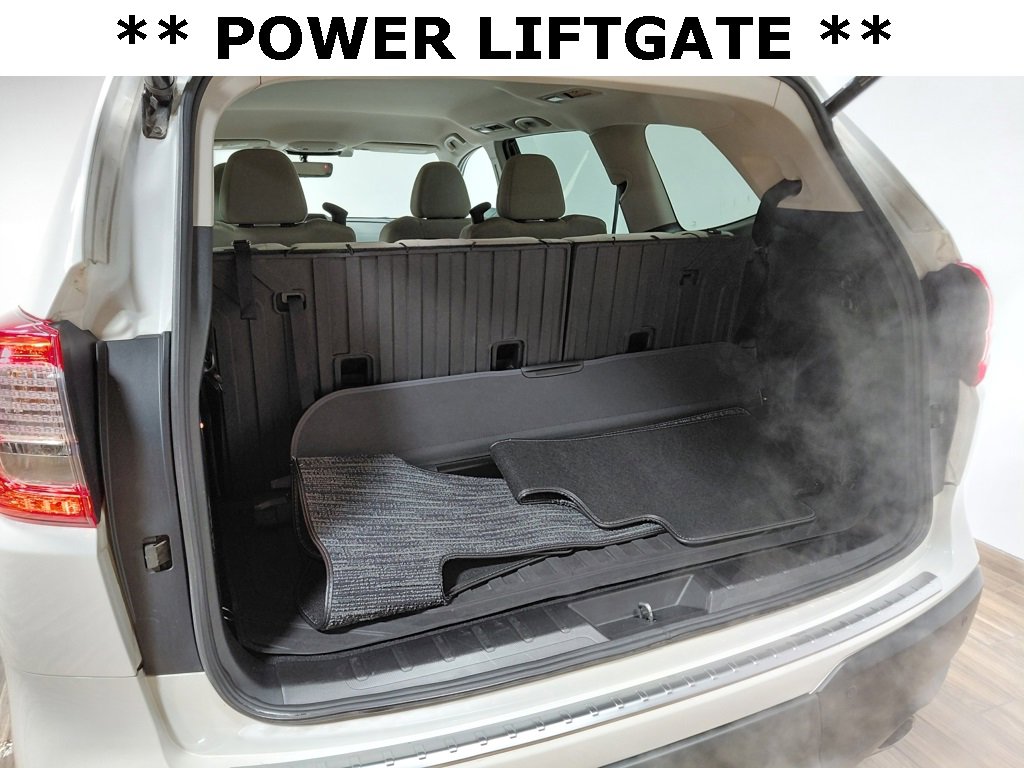 Used 2019 Subaru Ascent Premium w/ Popular Package #4 image 12