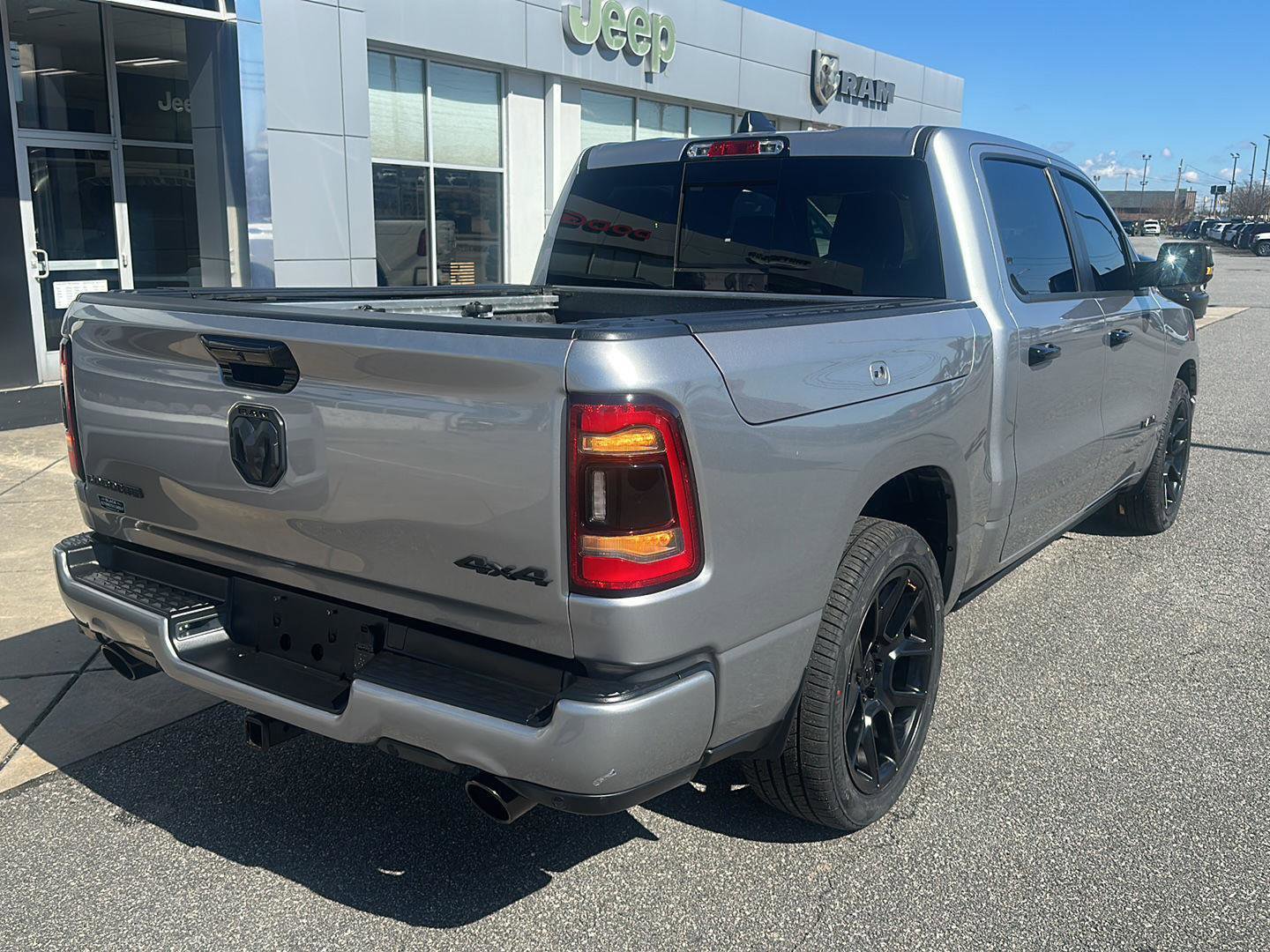 Used 2023 RAM 1500 Laramie image 14