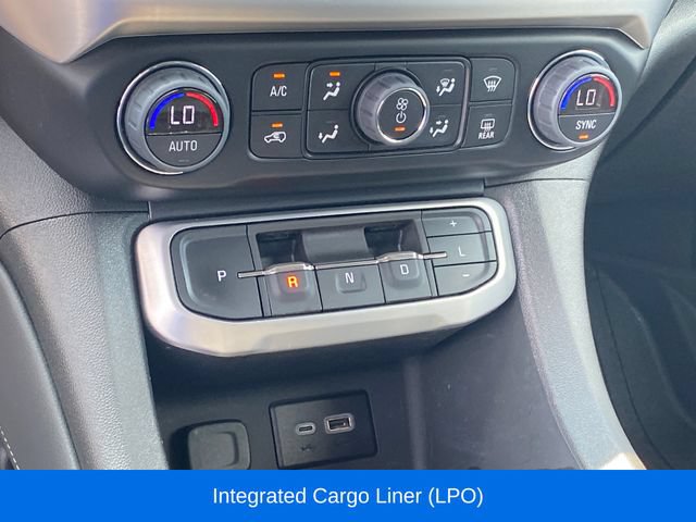 Certified 2023 GMC Acadia SLE w/ Driver Convenience Package FWD image 12