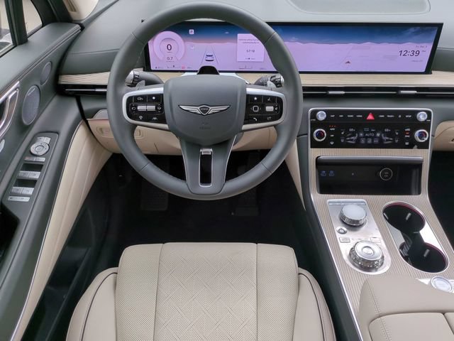 Used 2025 Genesis GV80 3.5T Advanced AWD/4WD image 13