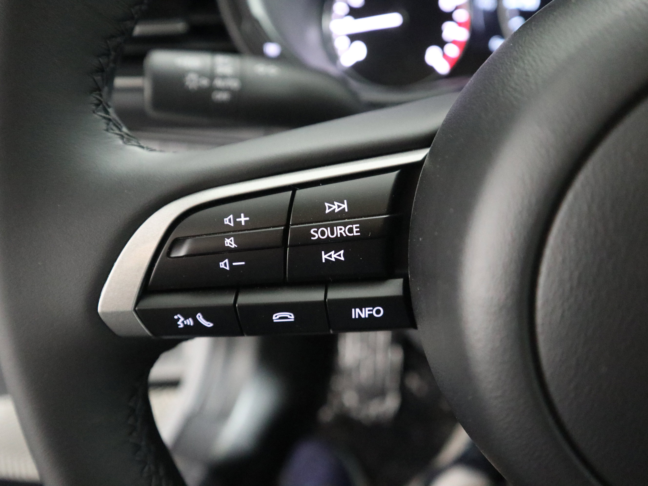 New 2026 MAZDA CX-30 AWD 2.5 S w/ Select Sport Pkg image 24