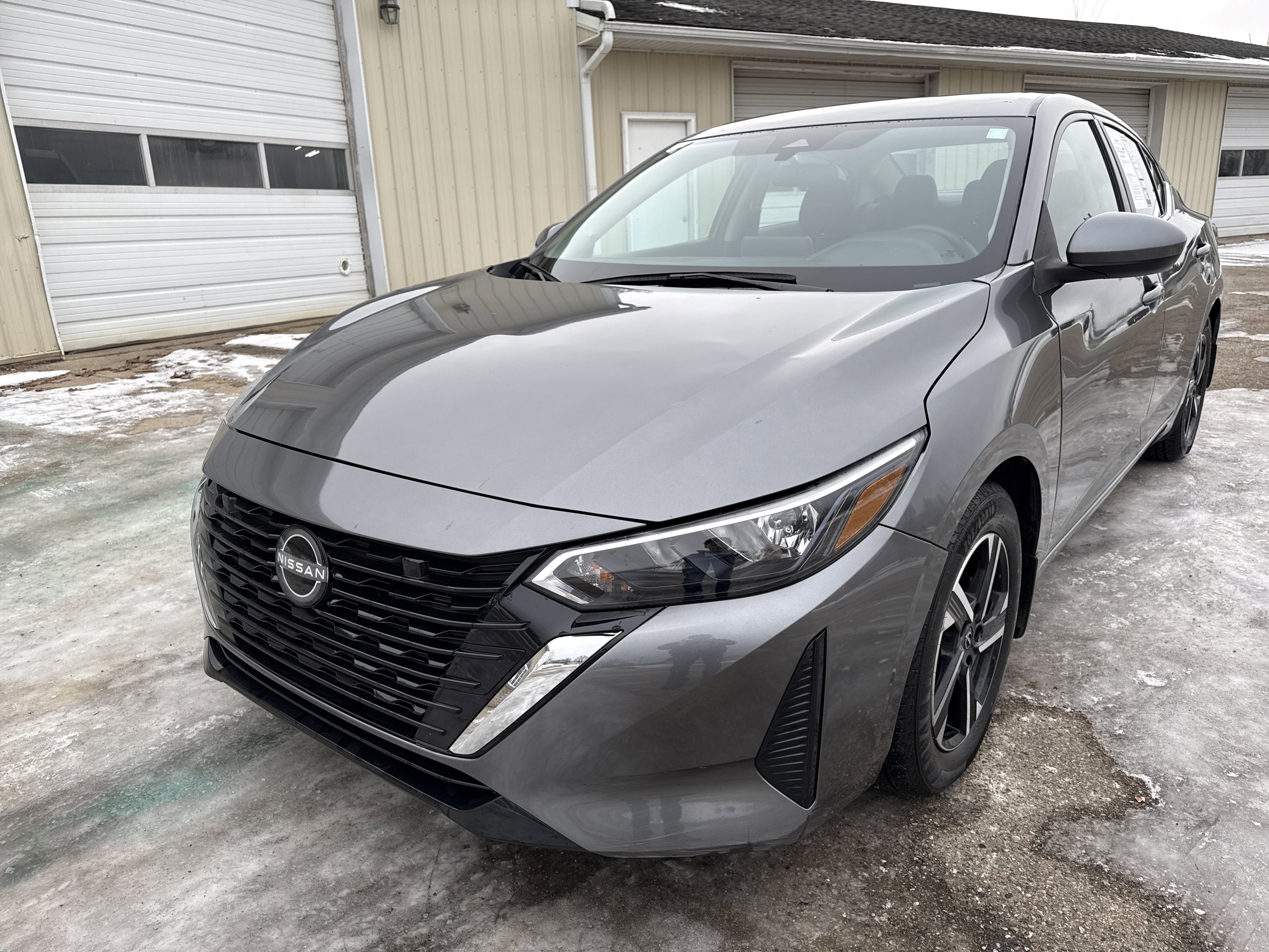 Used 2024 Nissan Sentra SV image 9