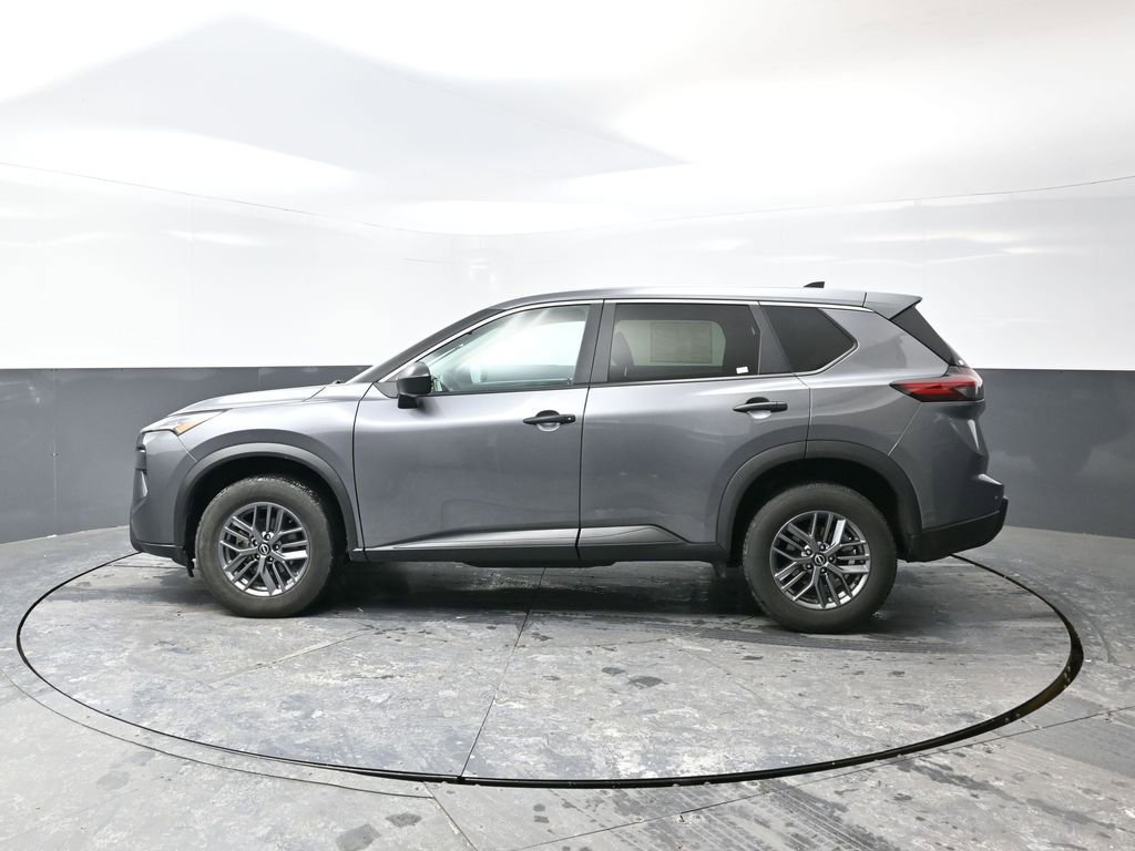 Used 2024 Nissan Rogue S image 11