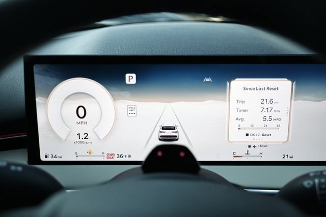 New 2026 Genesis GV70 2.5T Advanced image 31