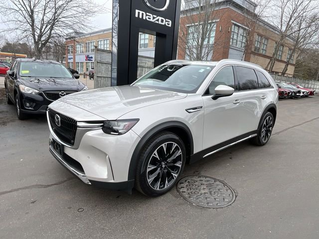 Used 2024 MAZDA CX-90 Plug-In Hybrid w/ Premium Pkg image 4