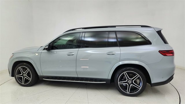 Used 2025 Mercedes-Benz GLS 450 4MATIC image 4