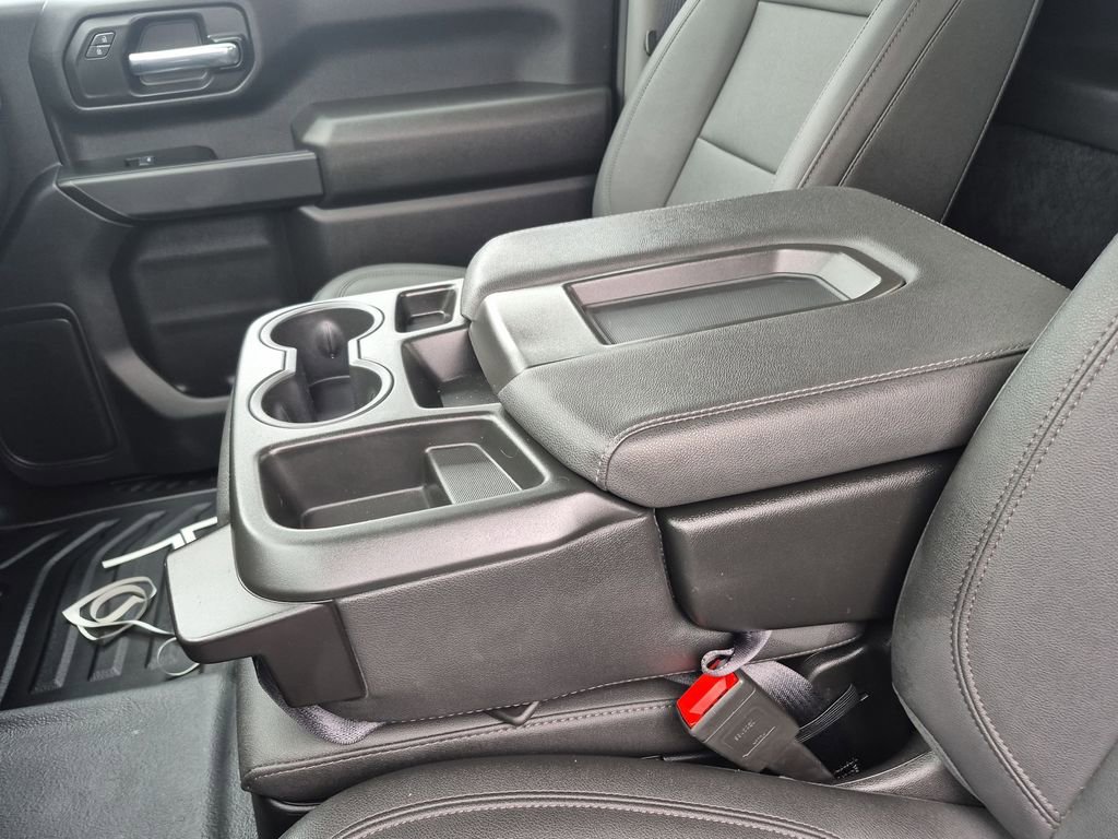 Used 2025 Chevrolet Silverado 3500 W/T image 27