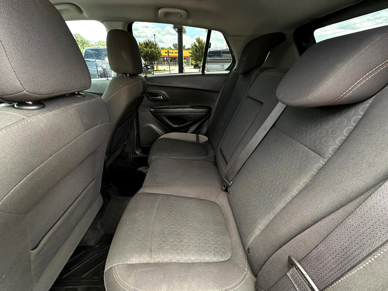 Used 2020 Chevrolet Trax LS w/ Tint and Cruise Package image 9