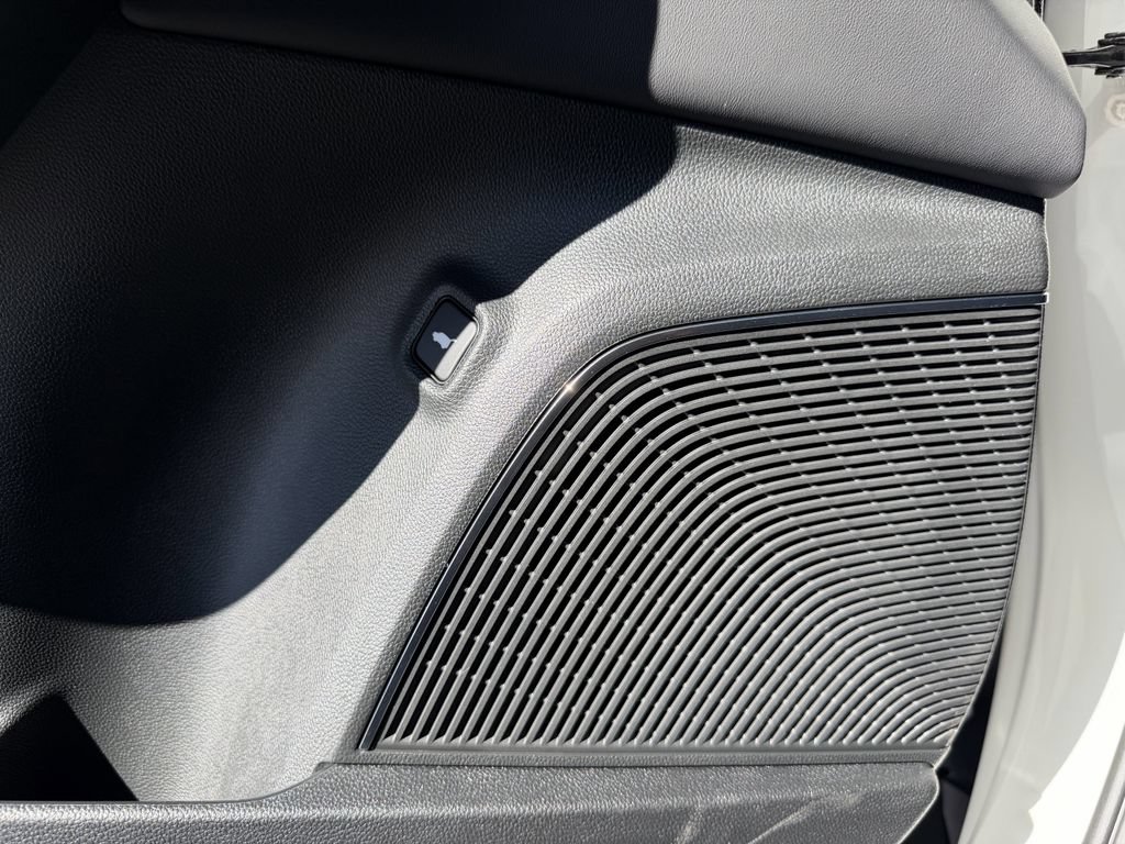 New 2026 Acura MDX w/ Technology Package FWD image 20