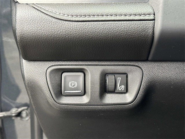 Used 2020 GMC Acadia SLE w/ Driver Convenience Package image 26