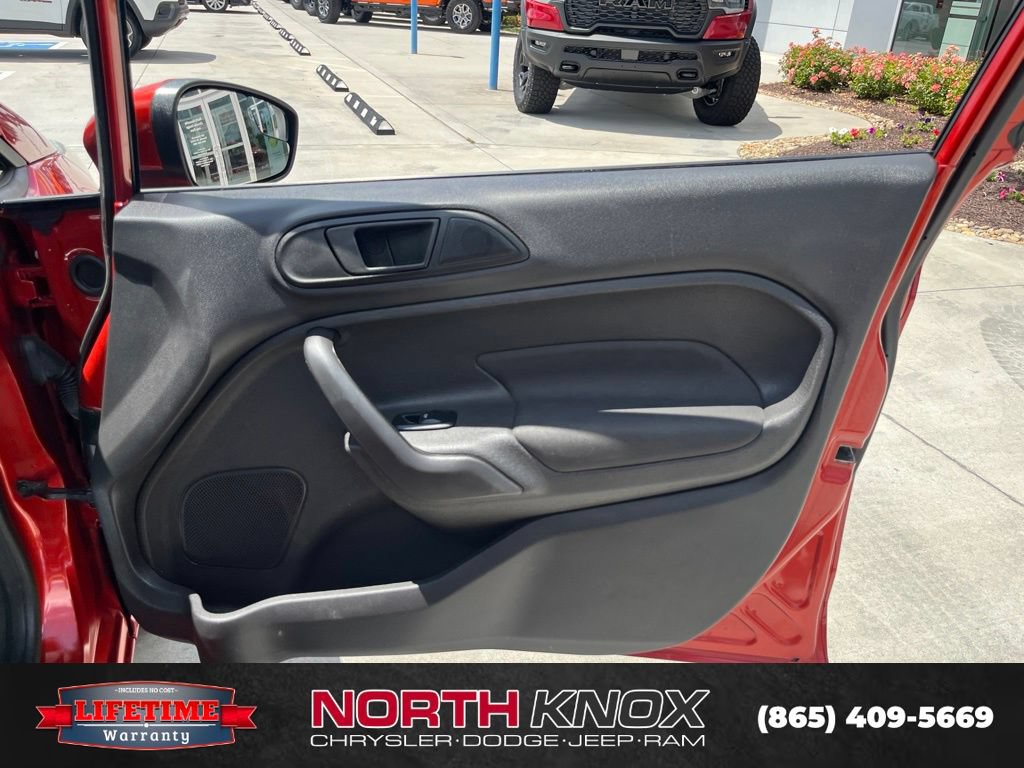 Used 2019 Ford Fiesta SE FWD image 30