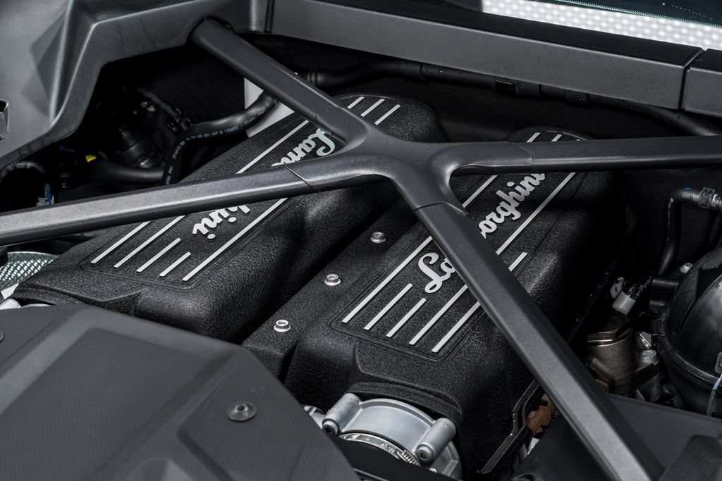Used 2022 Lamborghini Huracan EVO AWD/4WD image 55