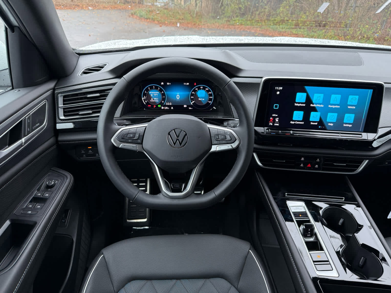 New 2026 Volkswagen Atlas Cross Sport SEL Premium R-Line image 18