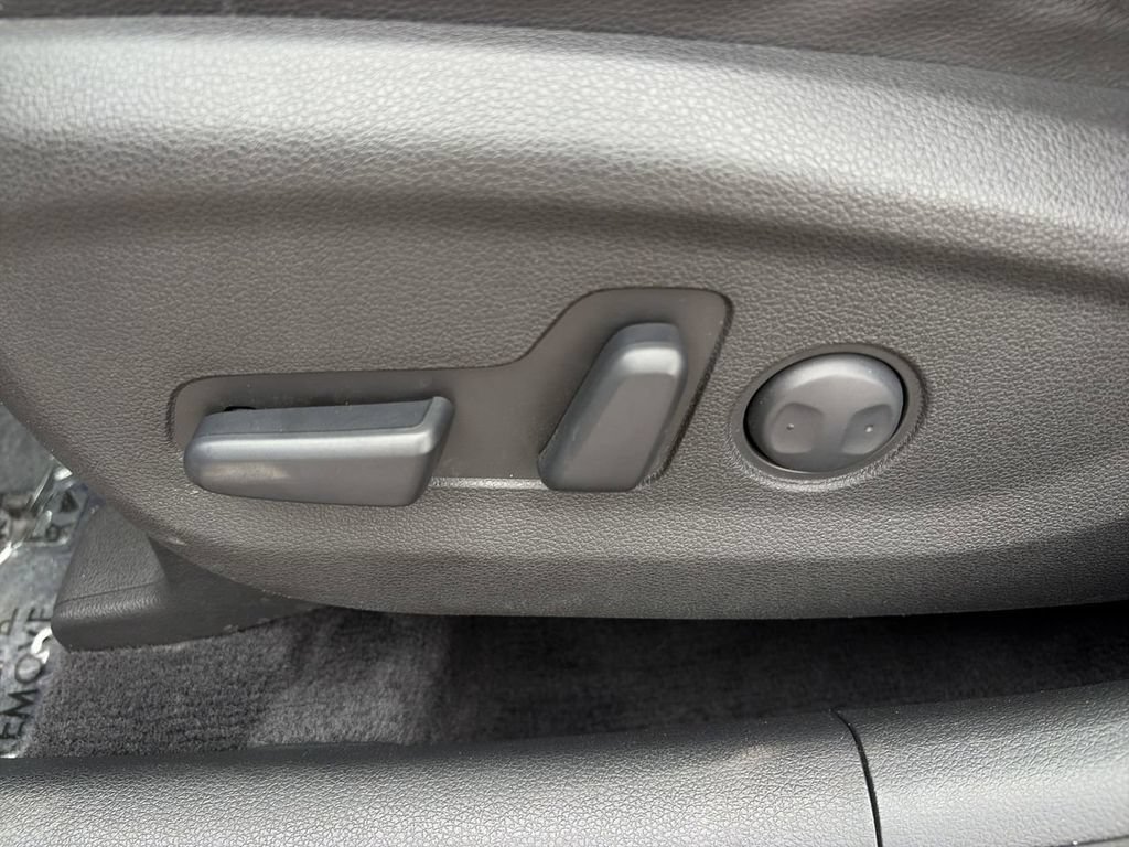 Used 2021 Hyundai Tucson Limited AWD/4WD image 22