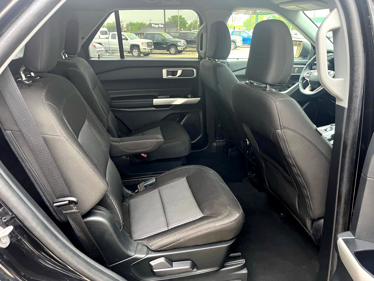 Used 2022 Ford Explorer XLT w/ Class IV Trailer Tow Package image 11