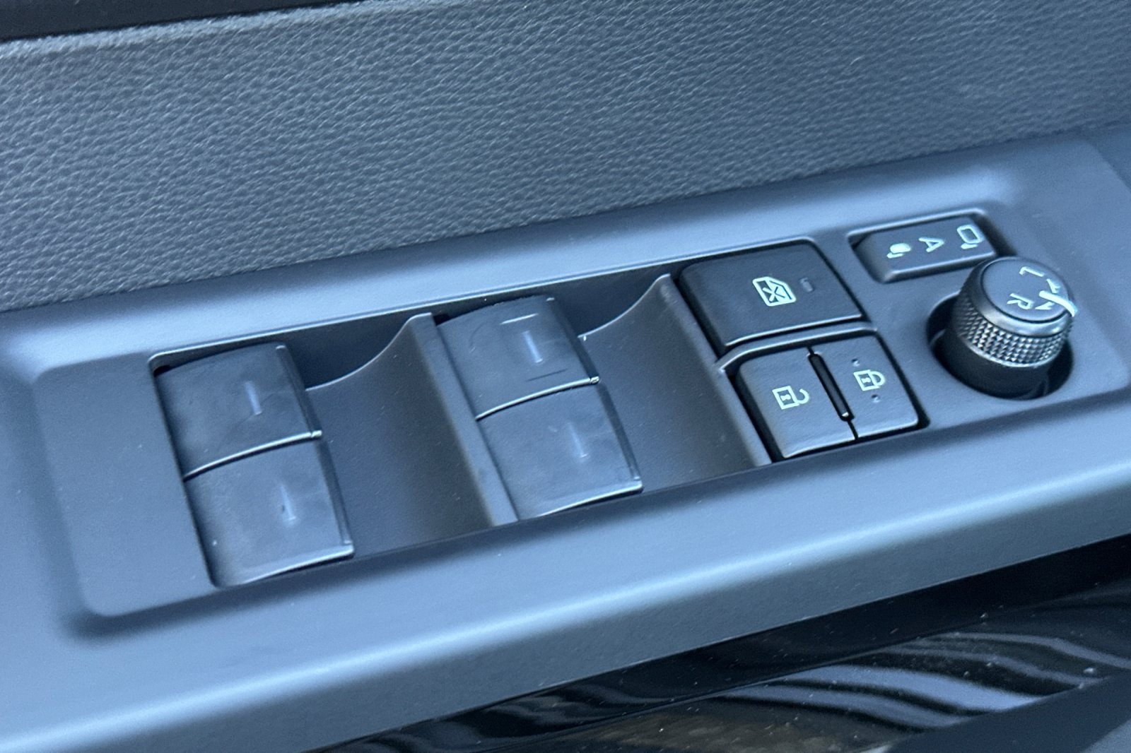 New 2026 Toyota Tundra SR5 image 12