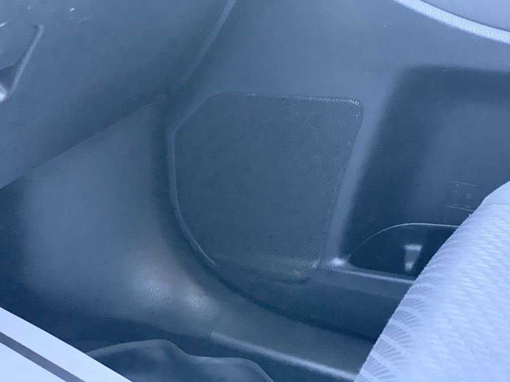 Used 2019 Toyota Highlander LE image 22