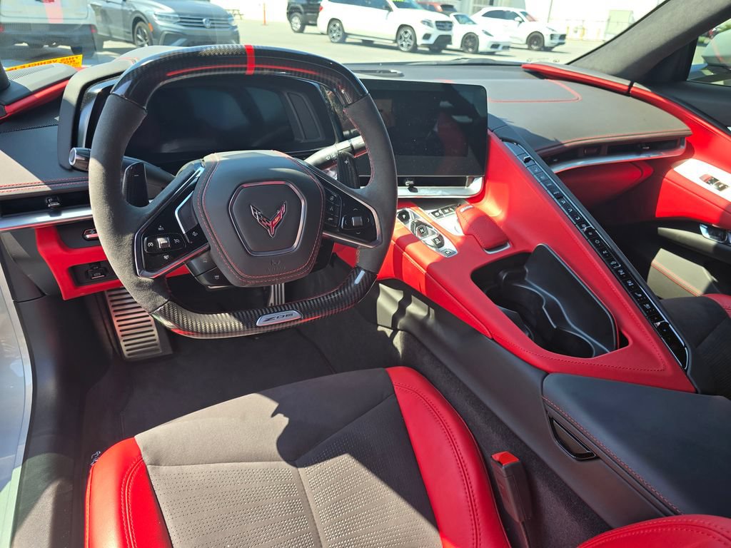 Used 2024 Chevrolet Corvette Z06 RWD image 19