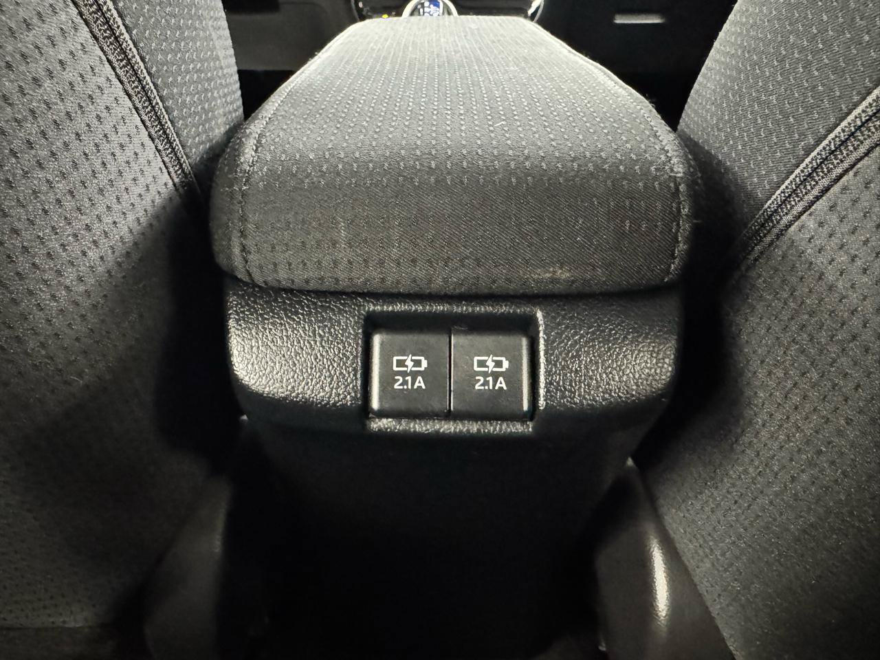 Used 2022 Toyota Prius Prime LE FWD image 18