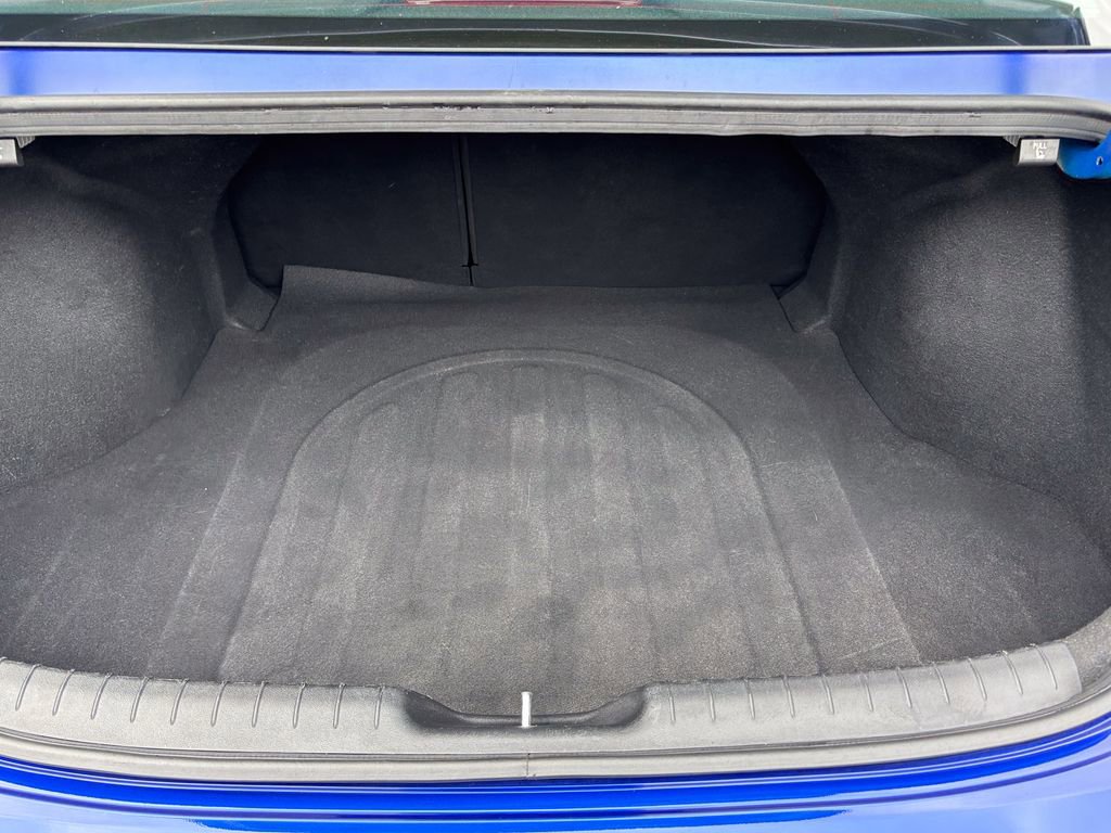 Used 2025 Hyundai Elantra Limited image 47