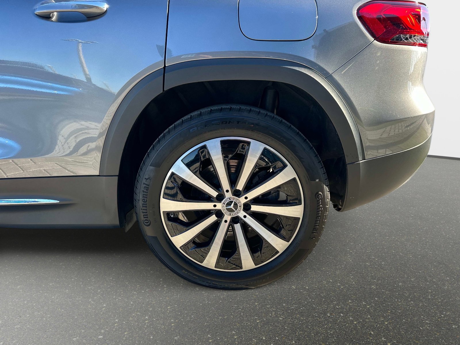 Certified 2022 Mercedes-Benz GLB 250 image 11