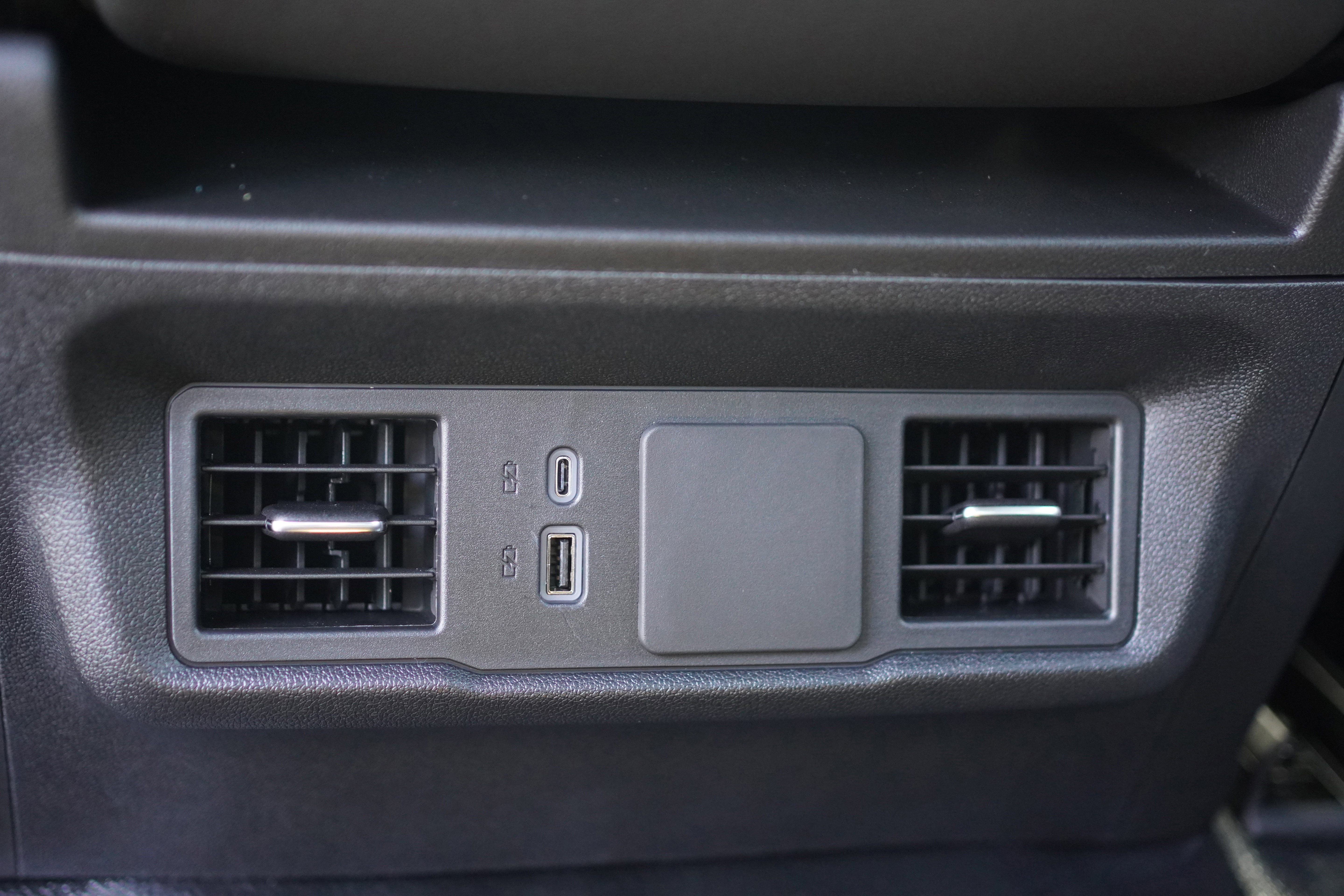 New 2025 GMC Sierra 3500 Pro w/ Convenience Package image 15