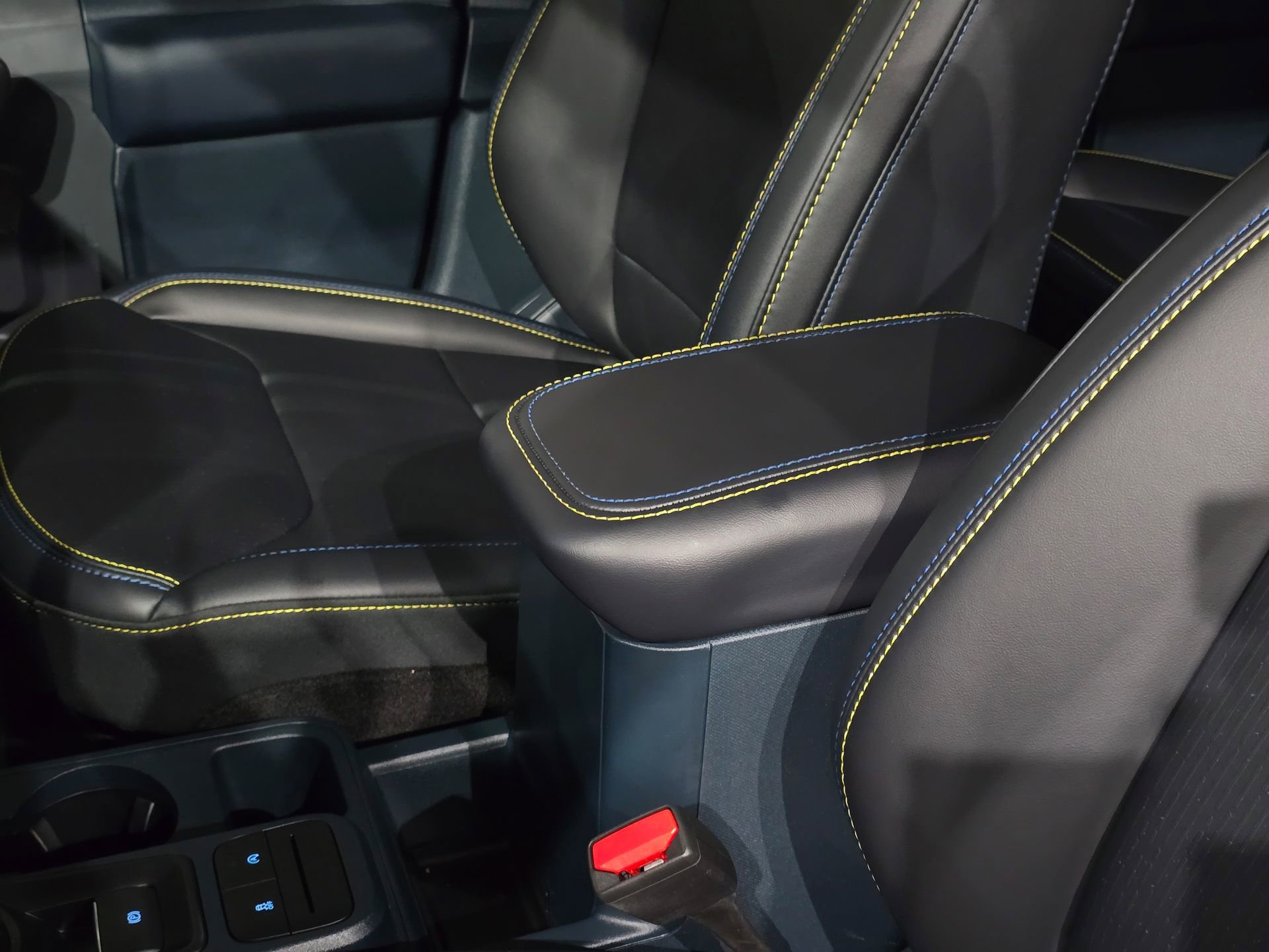 New 2026 Ford Maverick Lobo image 32