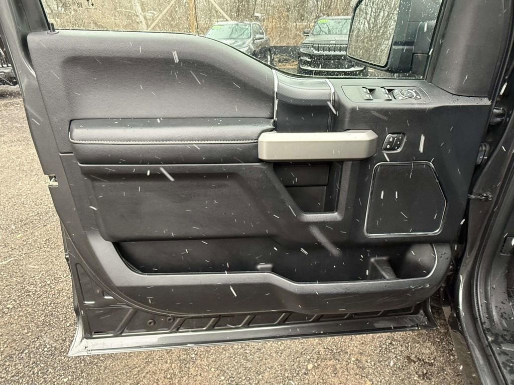 Used 2020 Ford F150 Lariat w/ Equipment Group 502A Luxury image 14