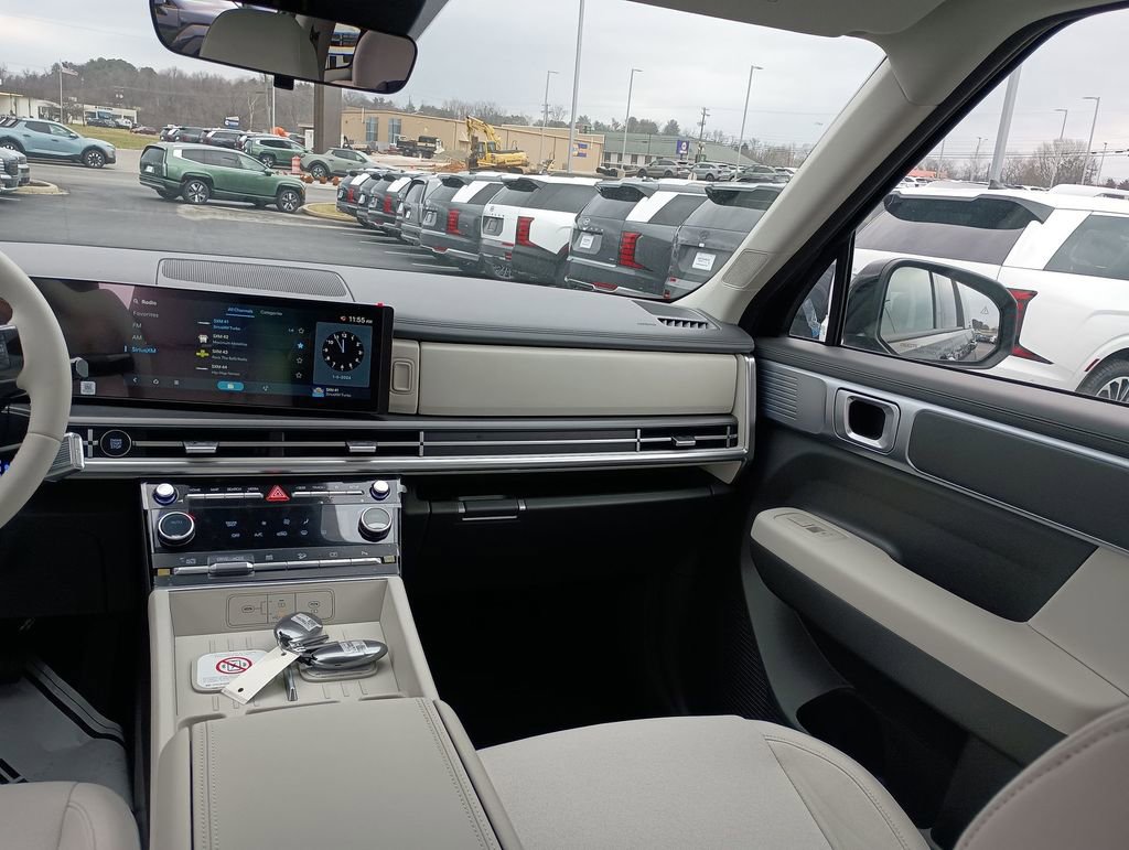 New 2026 Hyundai Santa Fe SE image 11