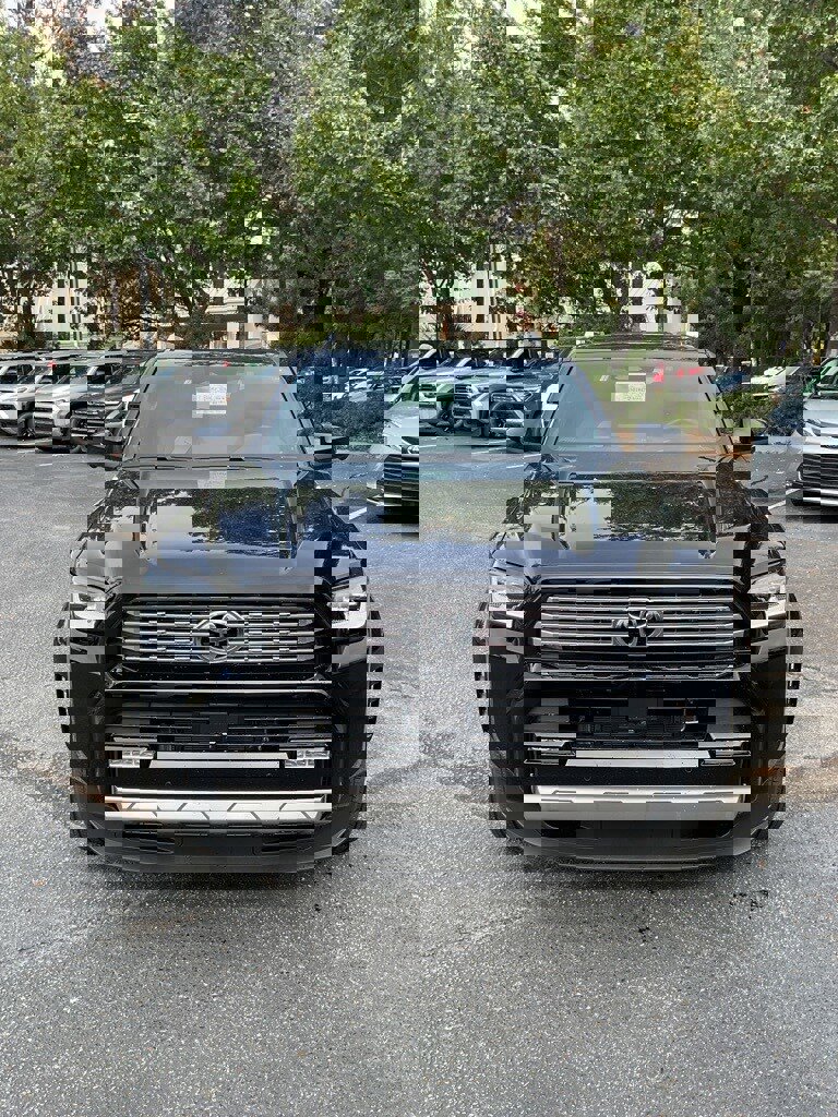 New 2025 Toyota 4Runner Limited image 2