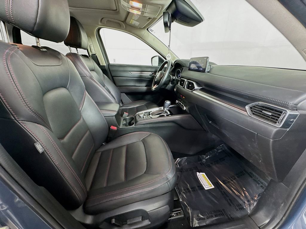 Used 2022 MAZDA CX-5 Carbon Edition image 33